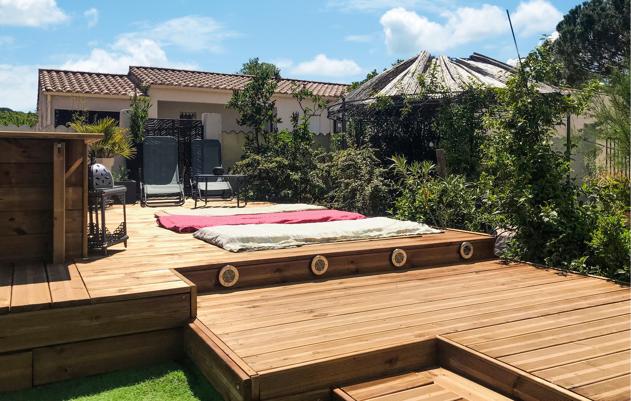 Beautiful apartment in St Paul les fonts with WiFi and 3 Bedrooms
