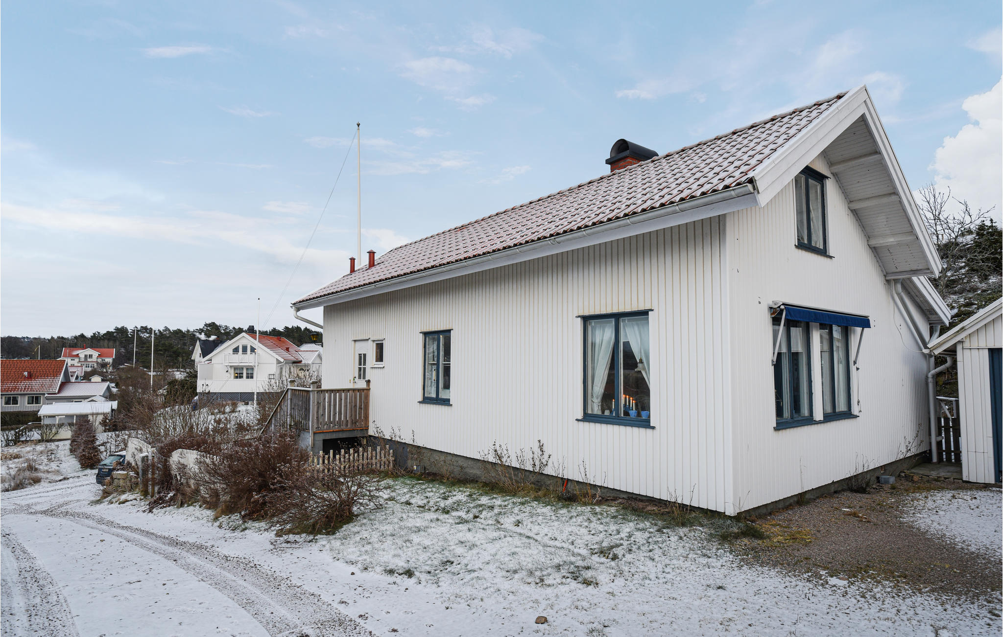 Awesome home in Grebbestad with 4 Bedrooms and WiFi