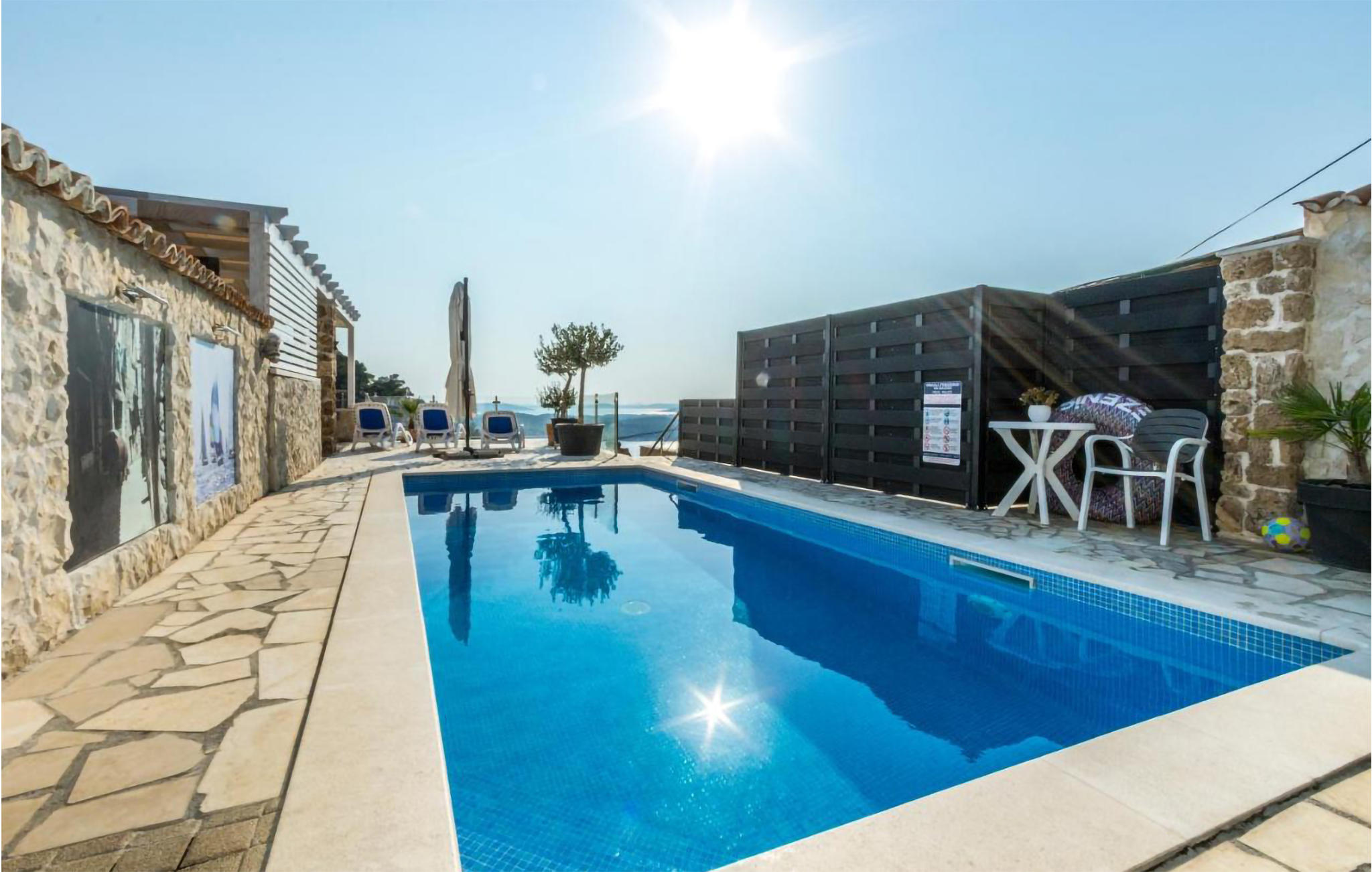 Beautiful apartment in Sibenik with 3 Bedrooms, WiFi and Outdoor swimming pool
