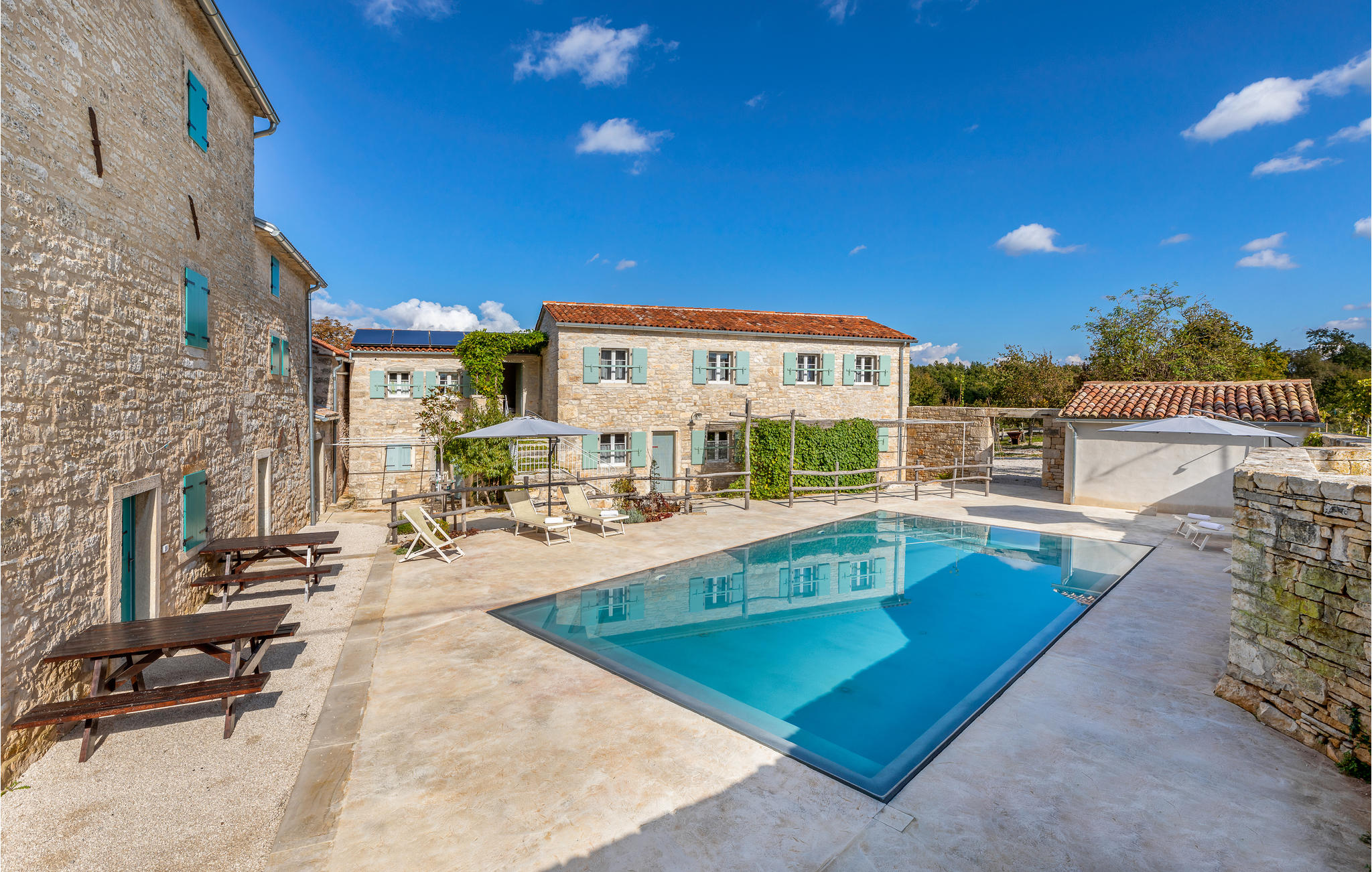Beautiful apartment in Zminj with 1 Bedrooms, WiFi and Outdoor swimming pool