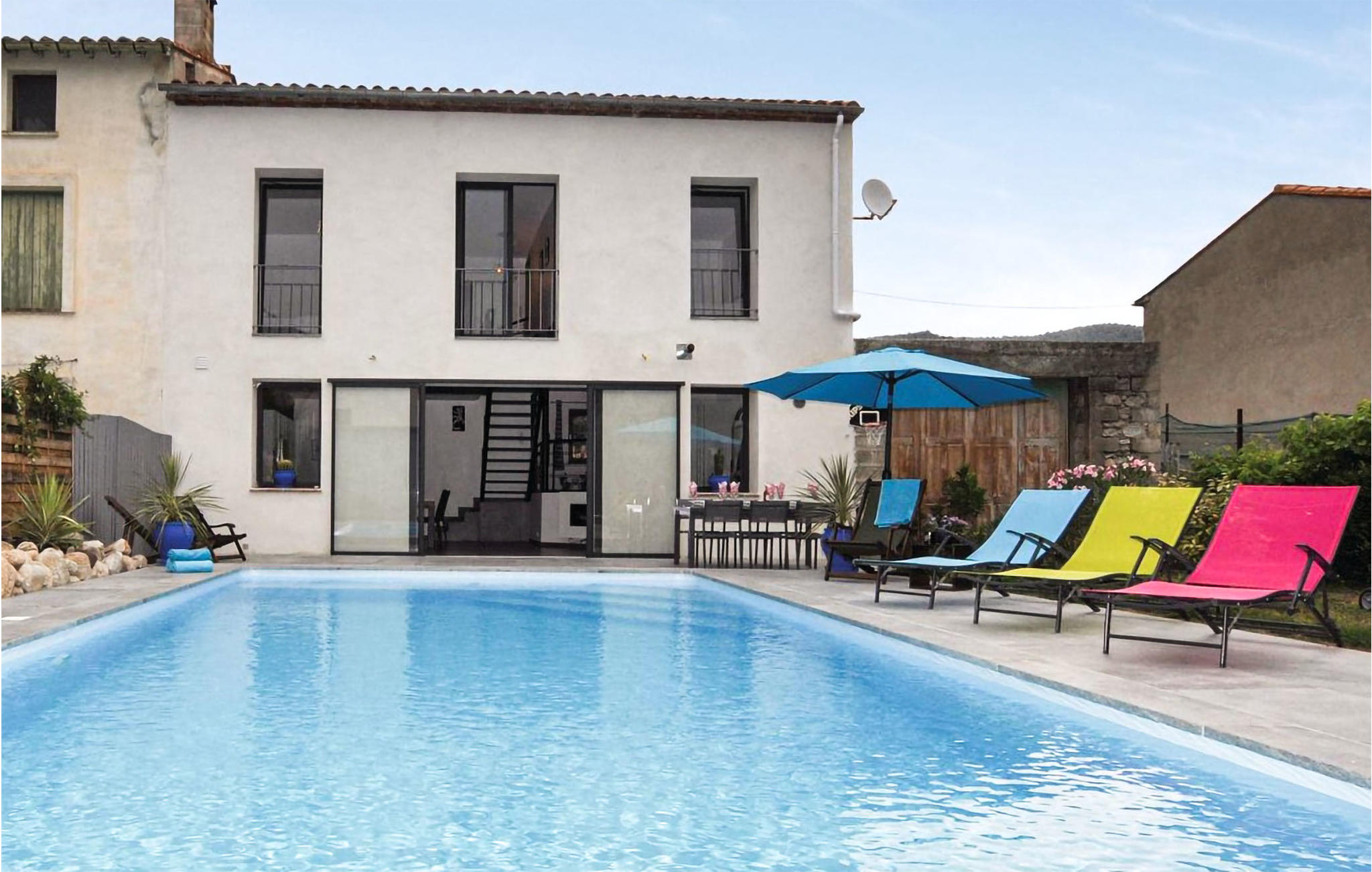 Beautiful home in Marquixanes with 3 Bedrooms, WiFi and Private swimming pool