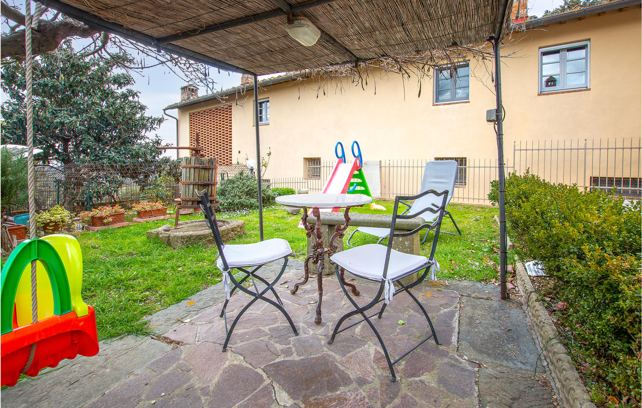 Beautiful apartment in Montespertoli with WiFi and 2 Bedrooms