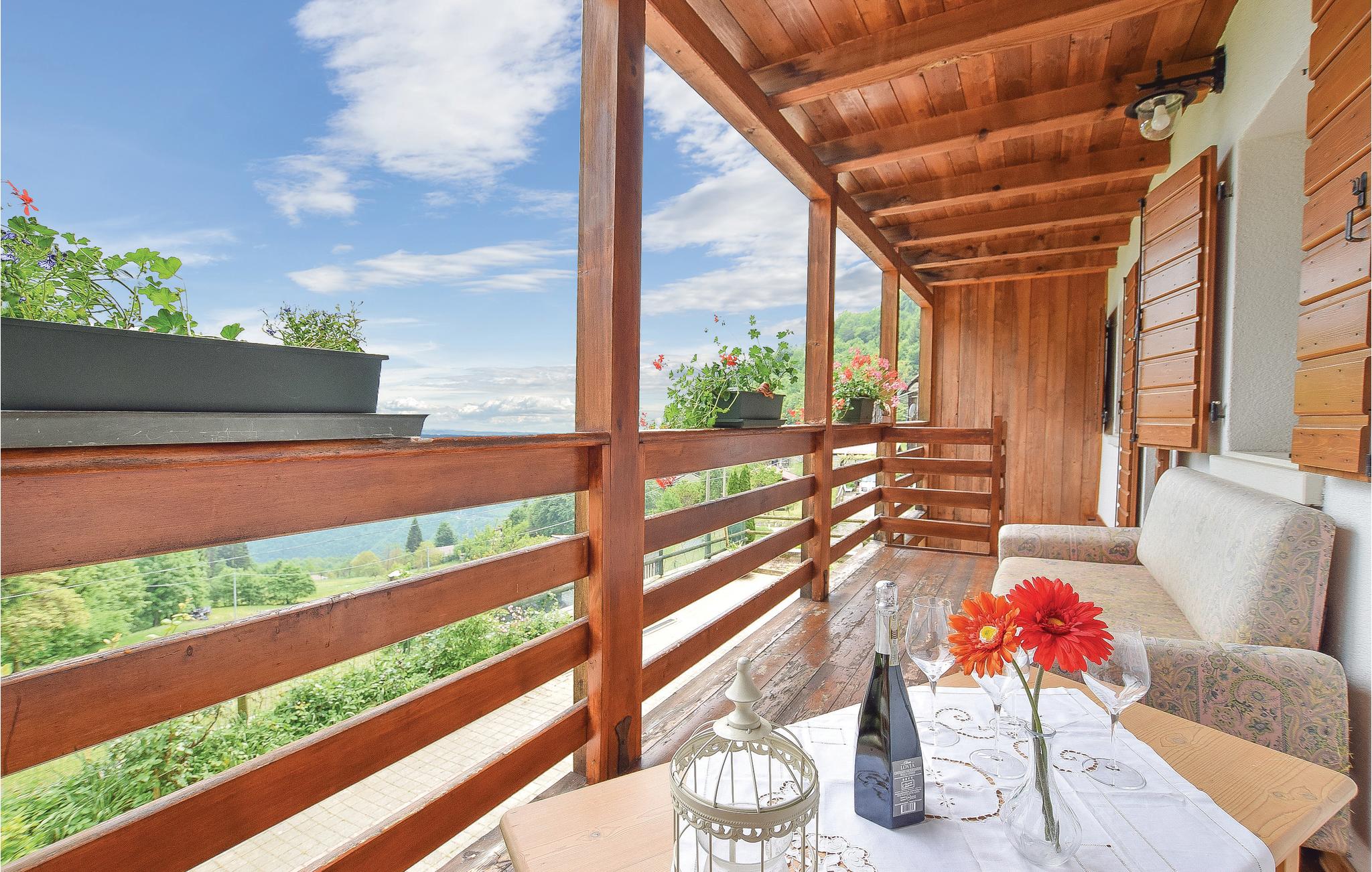 Amazing home in Lamon with 2 Bedrooms