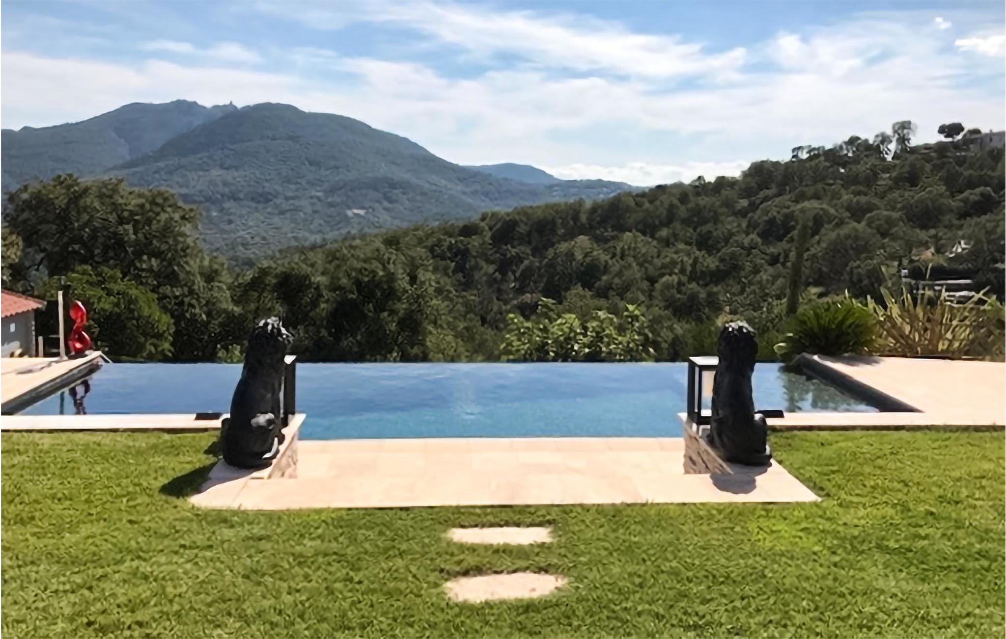 Nice home in L. Adrets de L'Esterel with 5 Bedrooms, WiFi and Outdoor swimming pool