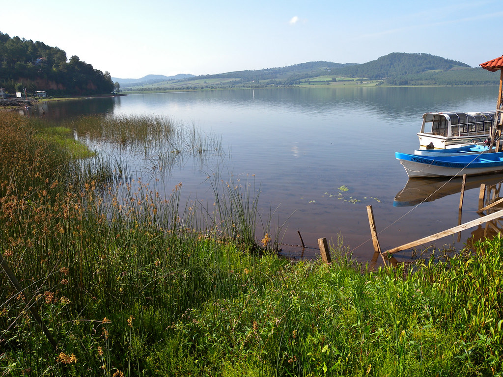 Holiday rentals Zirahuén