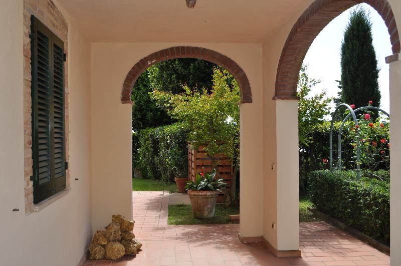 Monache 3 Farmhouse holiday rental with private pool and garden in San Gimignano
