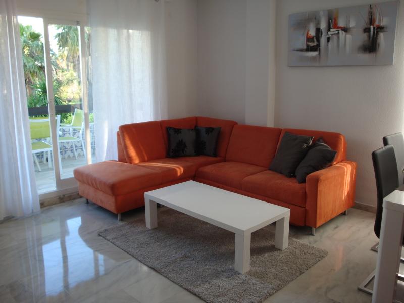 2 bed/2 bath Apt, Mijas Costa near beach and golf