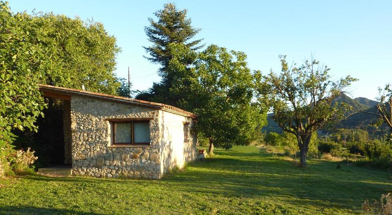 CAN DOU Old Stable
