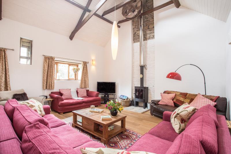 Awarded 2018 Travellers Choice top 10 winner : Little Upton Threshing Barn 