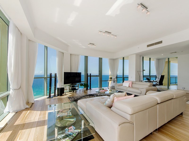 Level 37 Sub Penthouse Full Ocean Views
