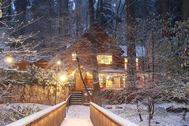 ROMANTIC - BURNT MILL CANYON COTTAGE, IMMACULATE, GORGEOUS - JUST FOR TWO
