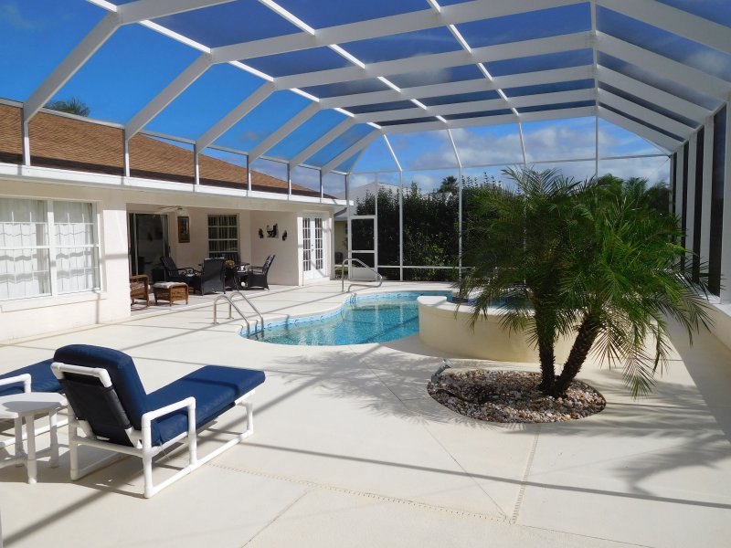 3 bedroom Villa with Golfview, spa and pool