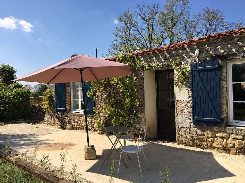 NEW! 'The small roof' cottage in rural France