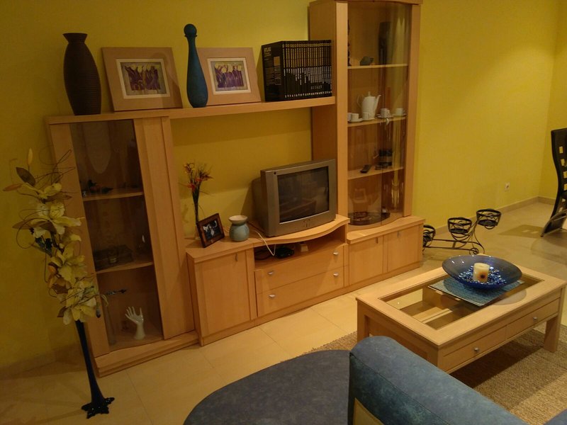 Very comfortable and centrally located apartment. 5 minutes walk from the beach.