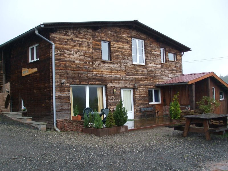 COTTAGE "The Larches" On the edge of the forest