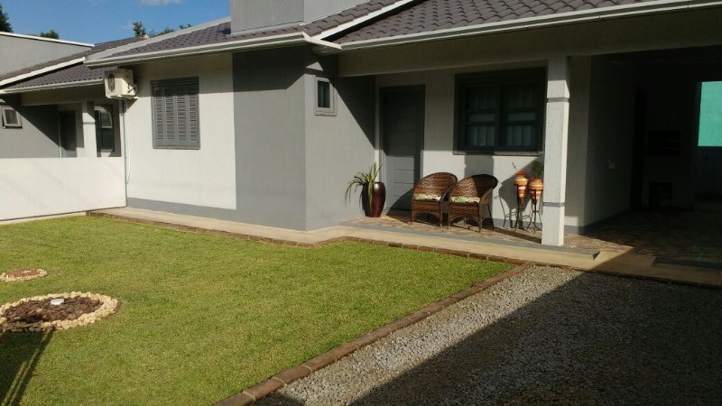 new home, very peaceful, lush nature