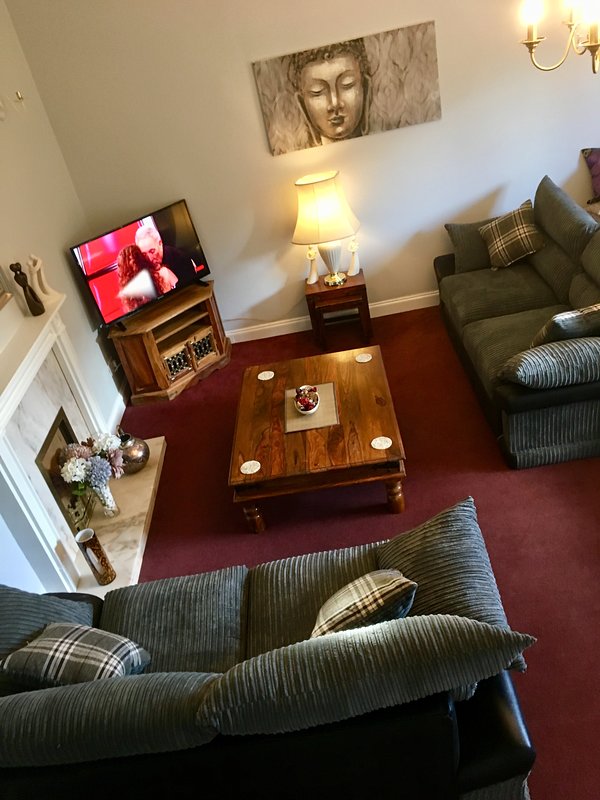 Budget Accommodation Minutes from Junction  30 M1 Free Parking