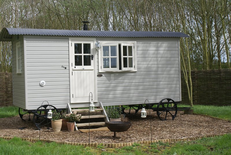 The Woodland Hut at Swallow's Nest