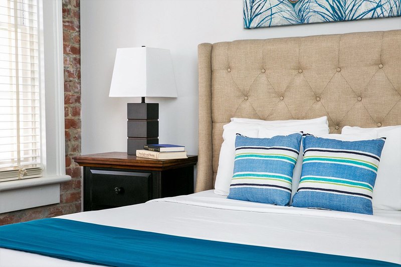 Awesome Stay Alfred at Factors Row