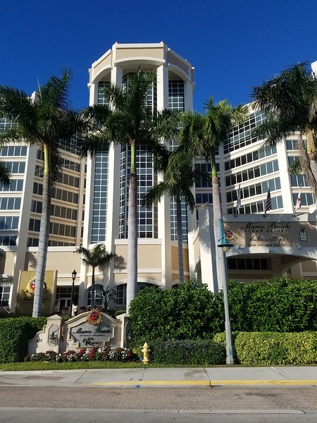 Beachfront Luxury Condo - Marco Beach Ocean Resort