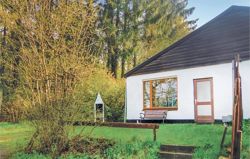 Amazing home in Nommern w/ WiFi and 2 Bedrooms