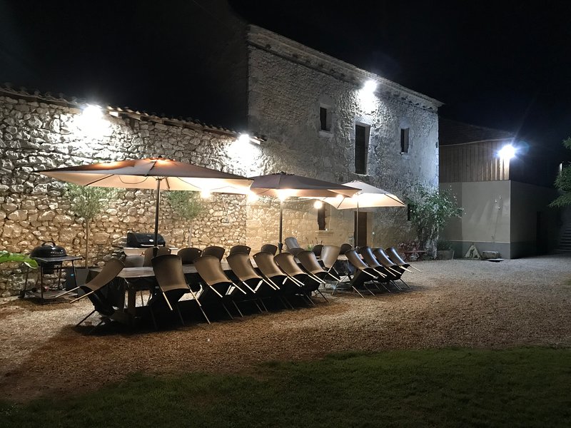 Grande Auque(13th Century Manoir Mill With Private Garden and 12mtr Heated Pool)