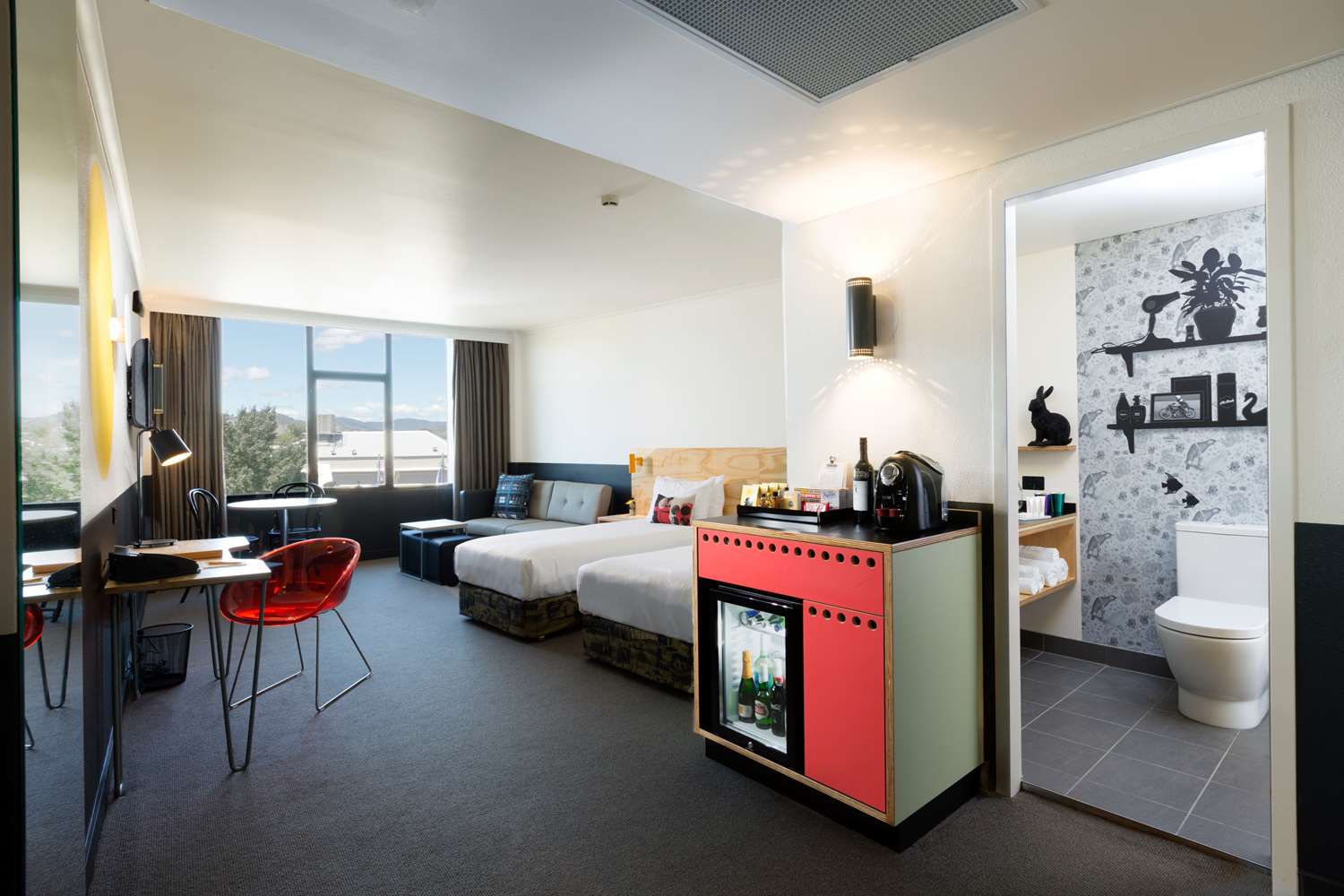 Atura Albury