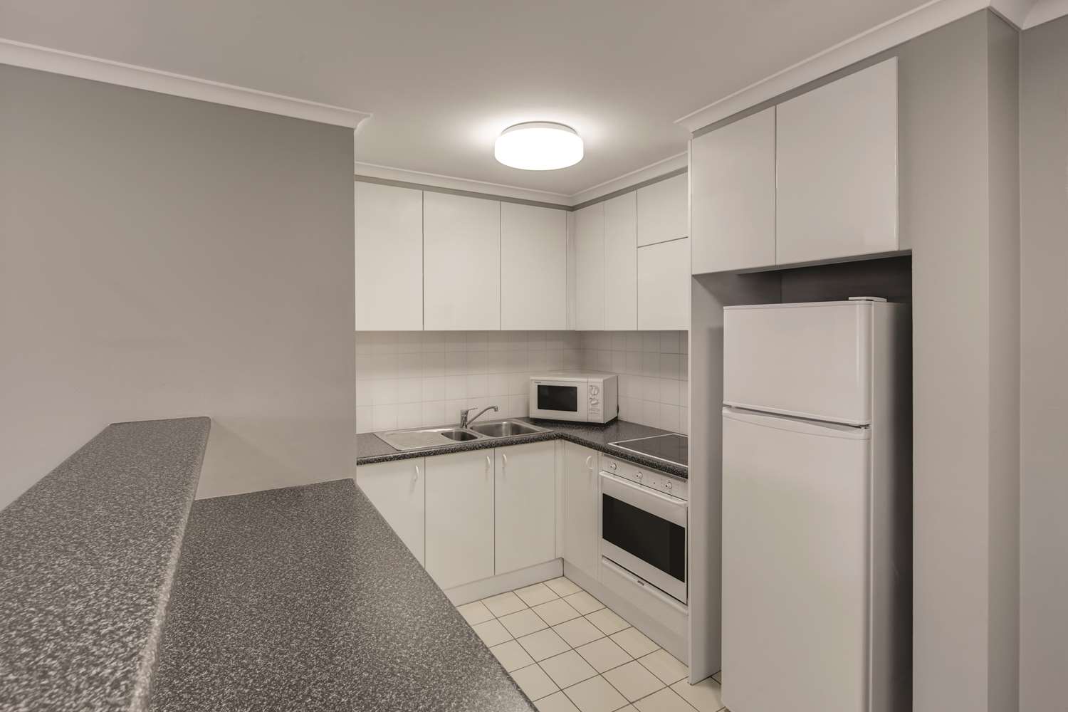 ADINA CANBERRA JAMES COURT