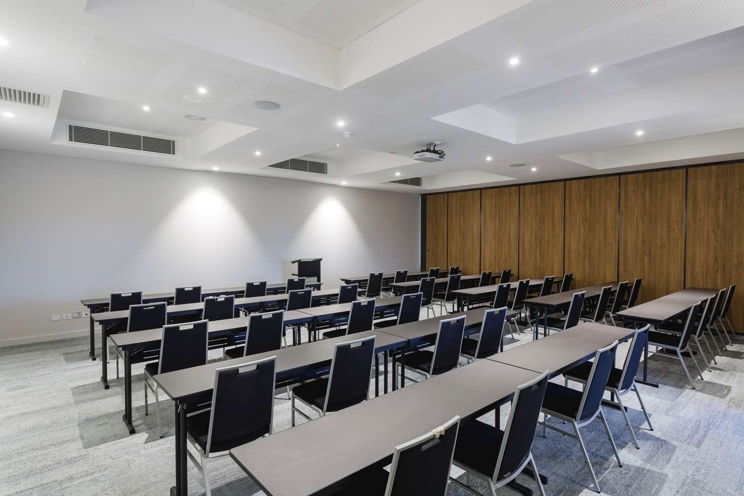 INGOT HOTEL PERTH ASCEND HOTEL COLL
