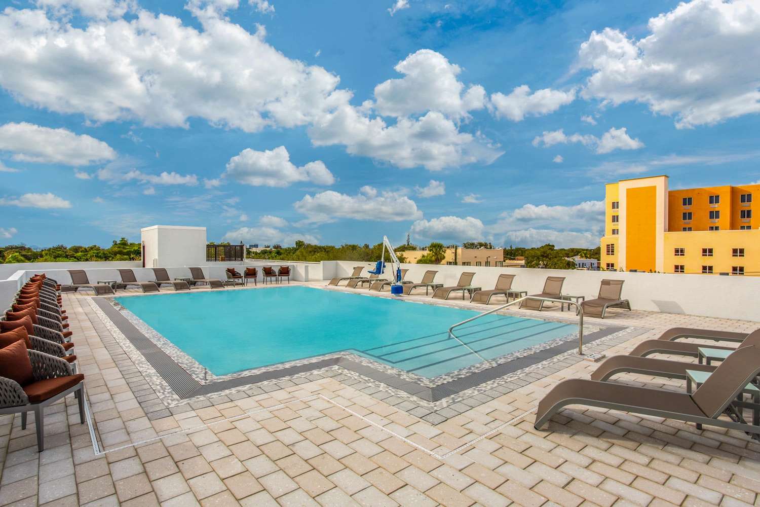 WYNDHAM GARDEN FT LAUDERDALE AIRPOR
