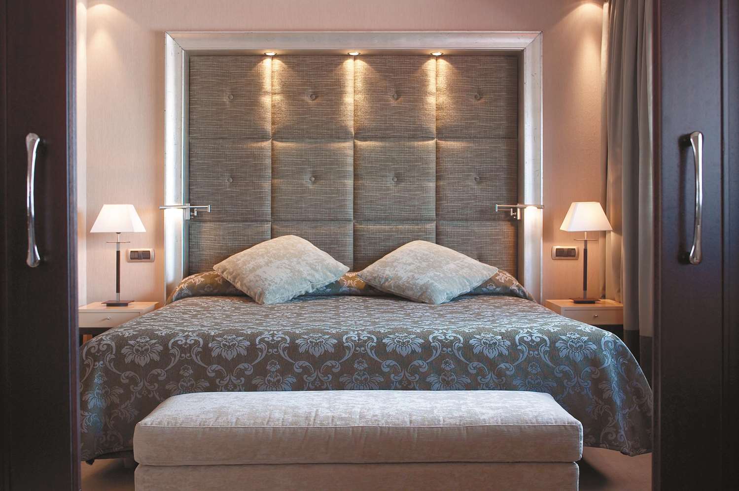 NH COLLECTION FINISTERRE