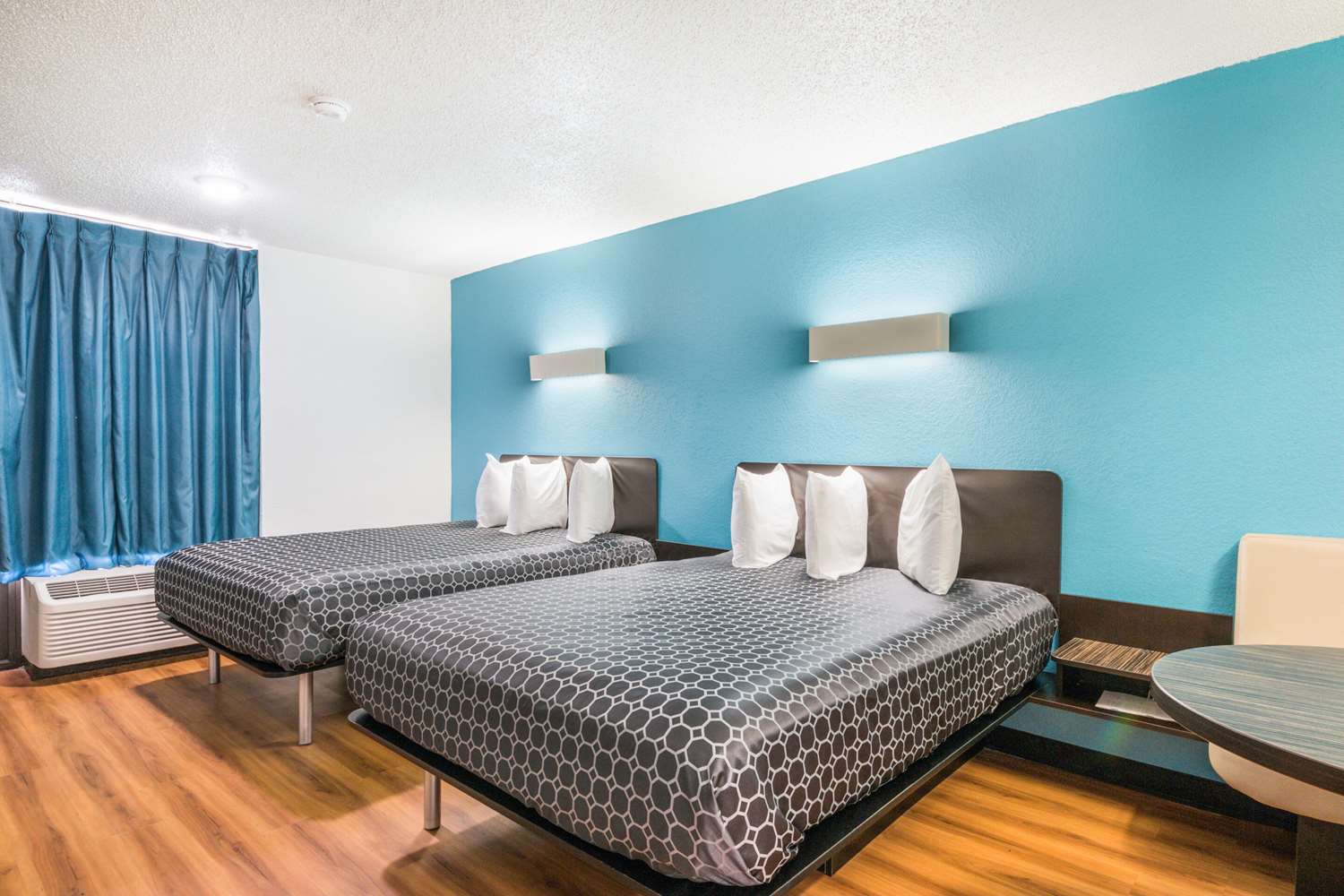 RODEWAY INN BEEVILLE