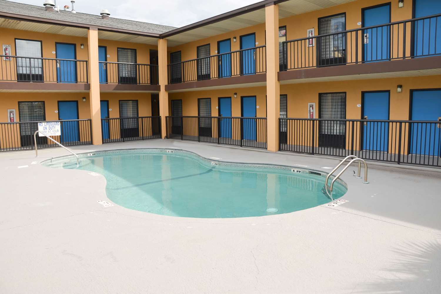 BAYMONT SANTEE
