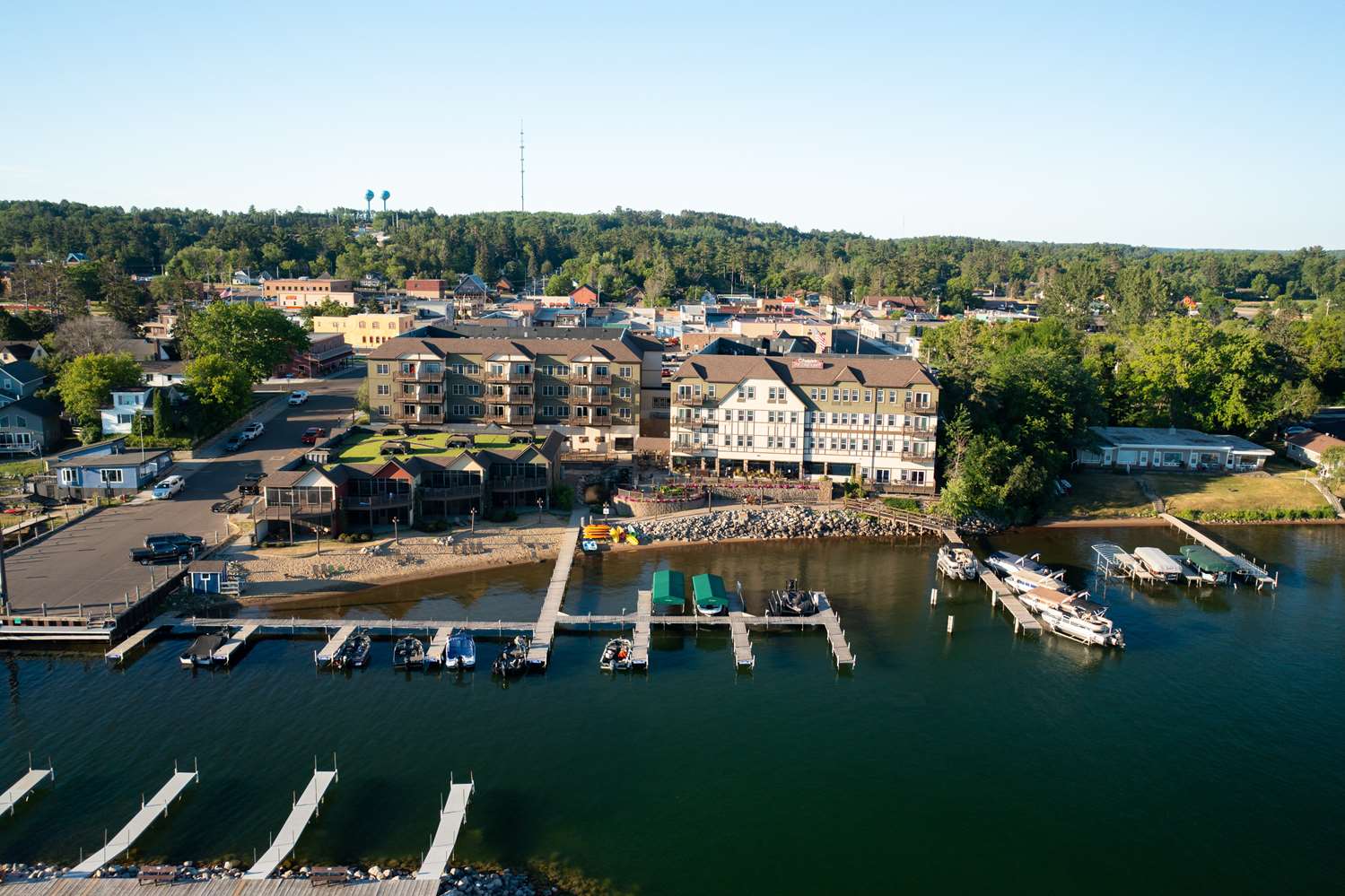 CHASE ON THE LAKE RESORT AND SPA