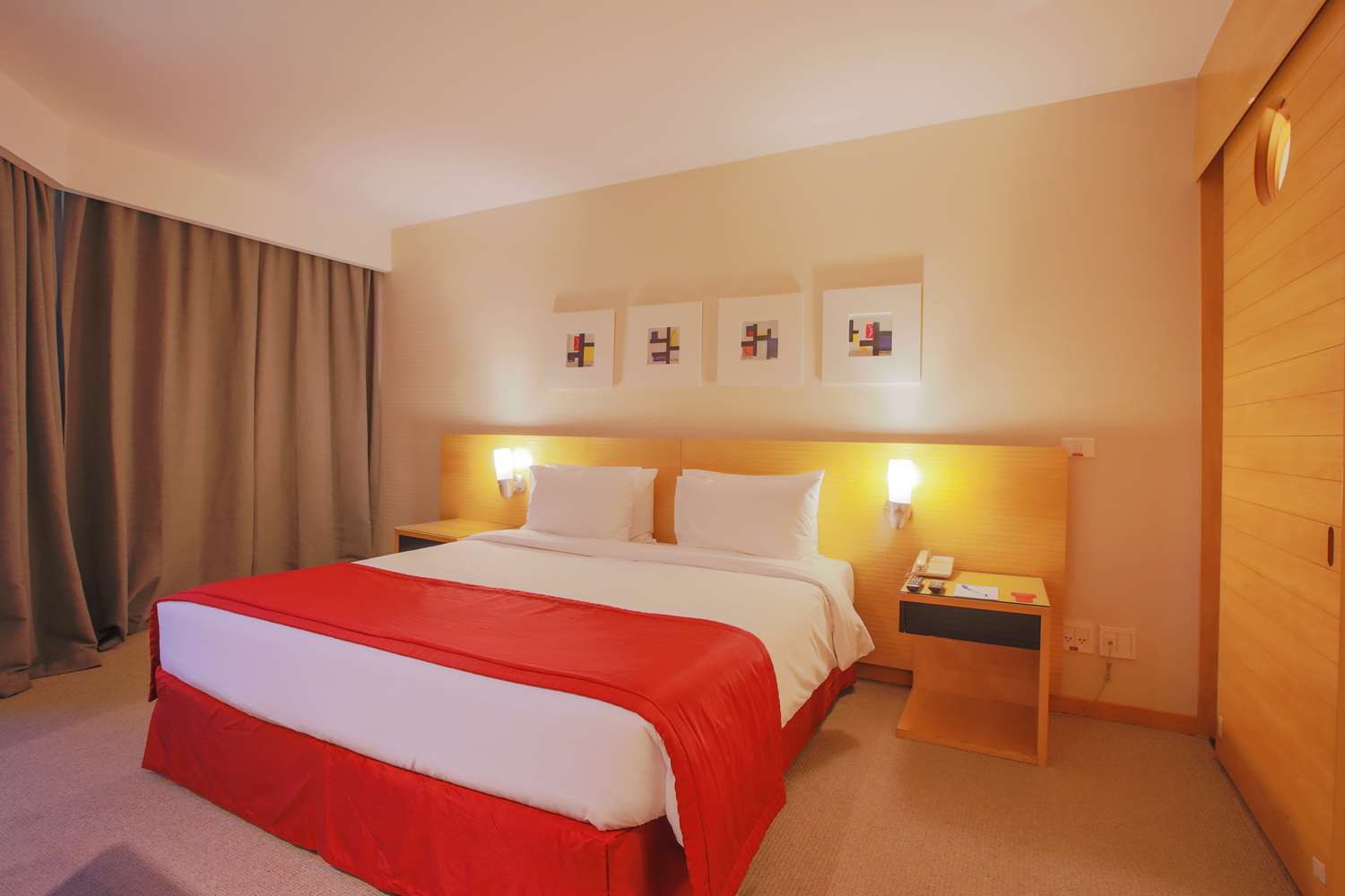 GOLDEN TULIP BRASILIA ALVORADA