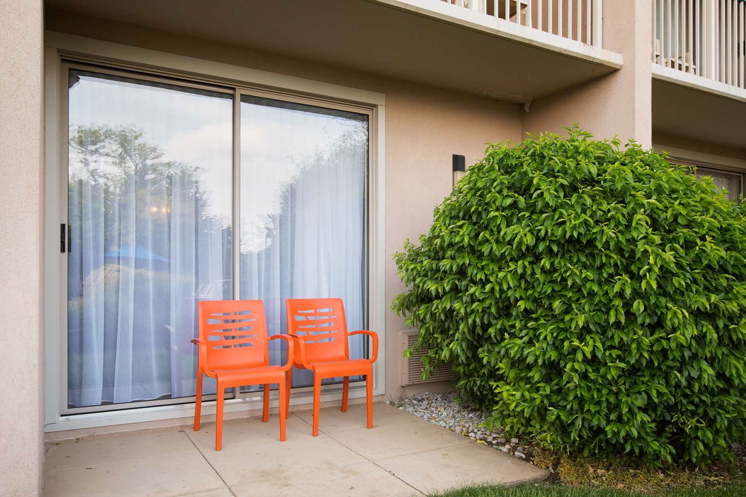 Howard Johnson Hotel - Toms River