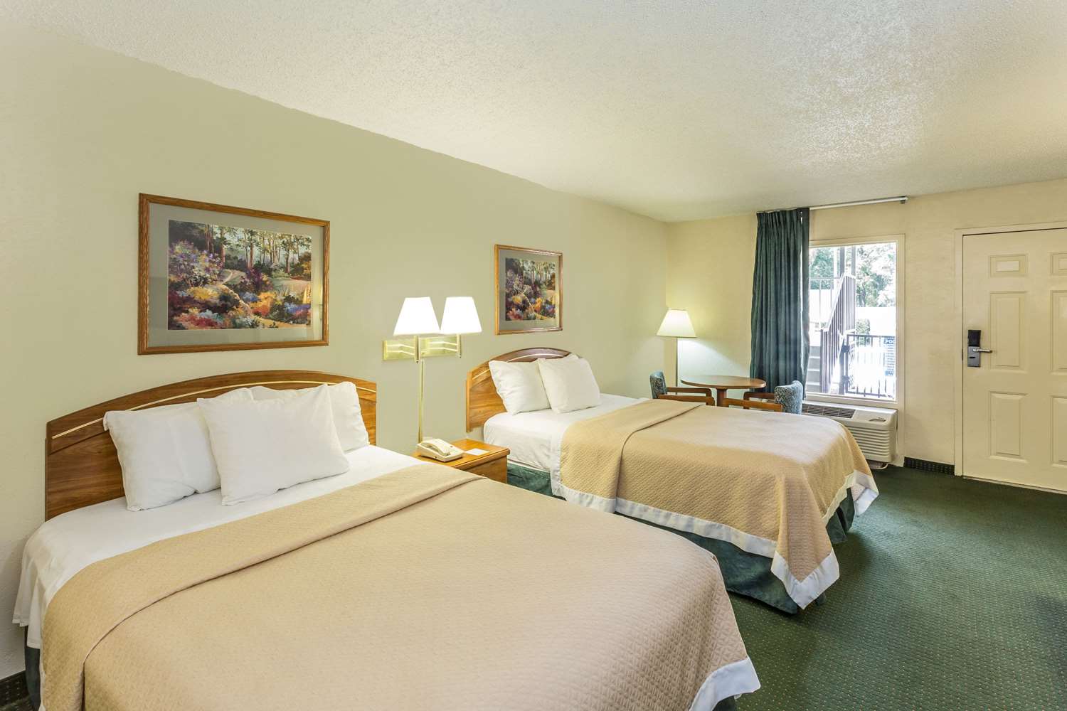 Days Inn by Wyndham Lake Park/Valdosta