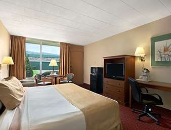 Days Inn Butler Conference Center