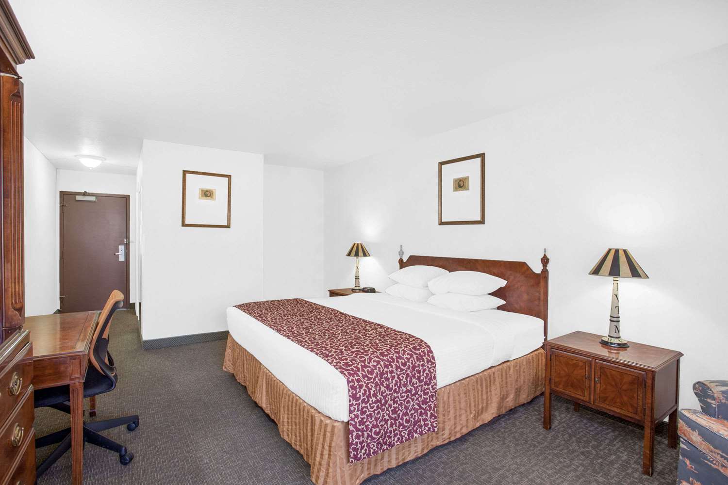 Ramada Barstow