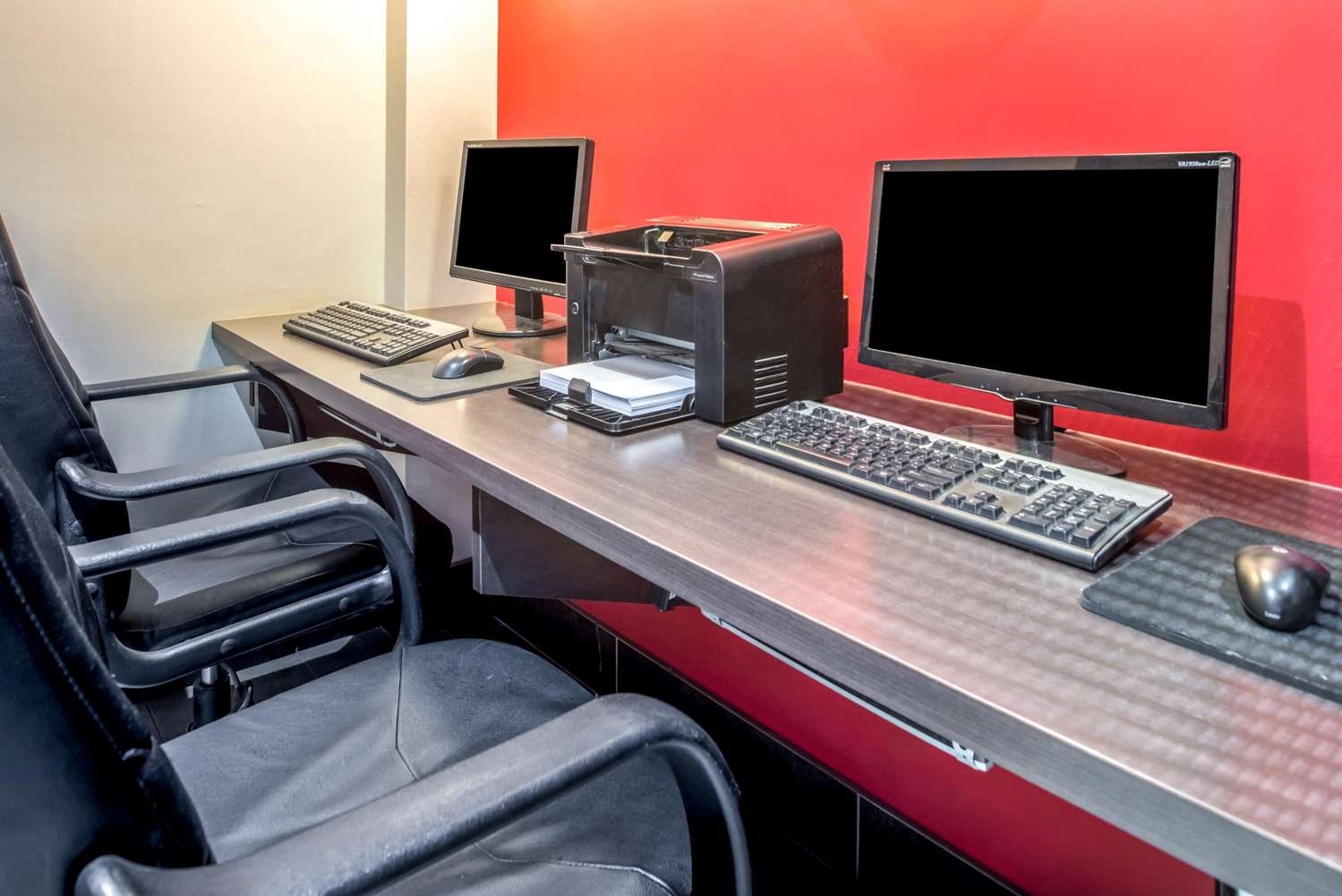 Ramada by Wyndham, Saskatoon