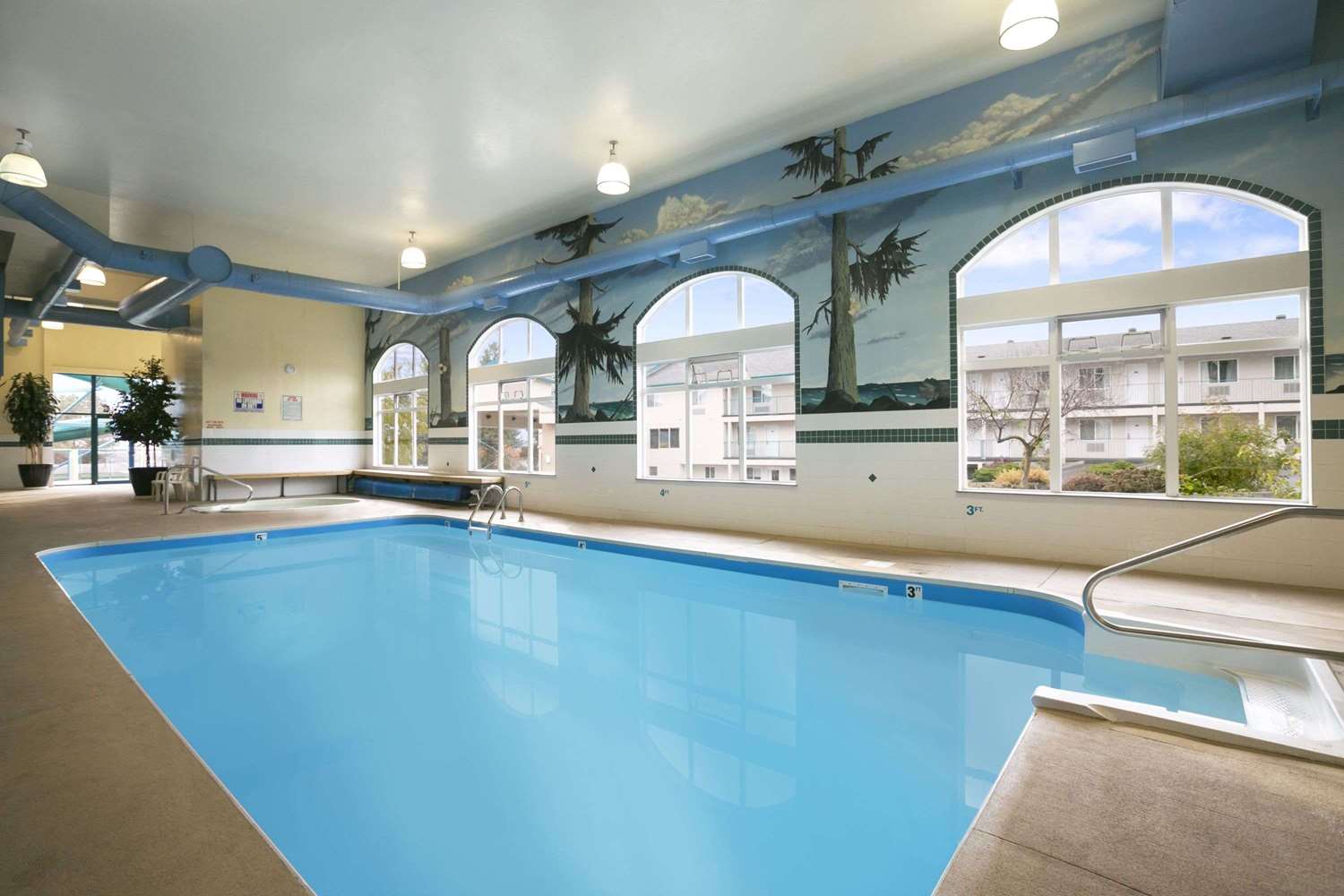 Ramada Limited Merritt