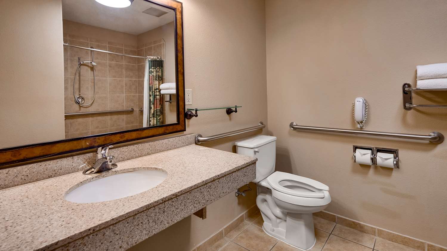 Best Western Plus Kelly Inn & Suites