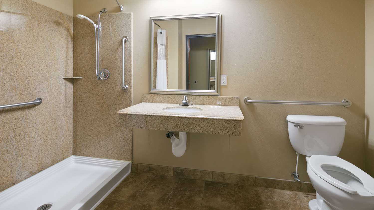 Best Western Plus  Port of Camas-Washougal Convention Center