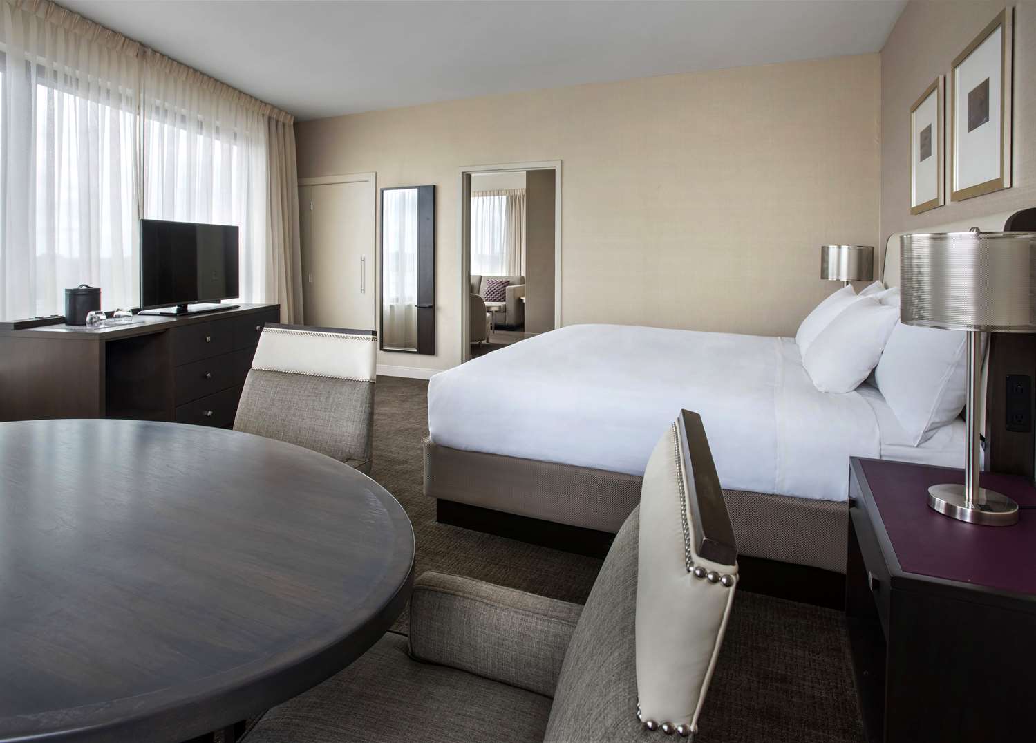 HYATT REGENCY PITTSBURGH INTL AIRPO