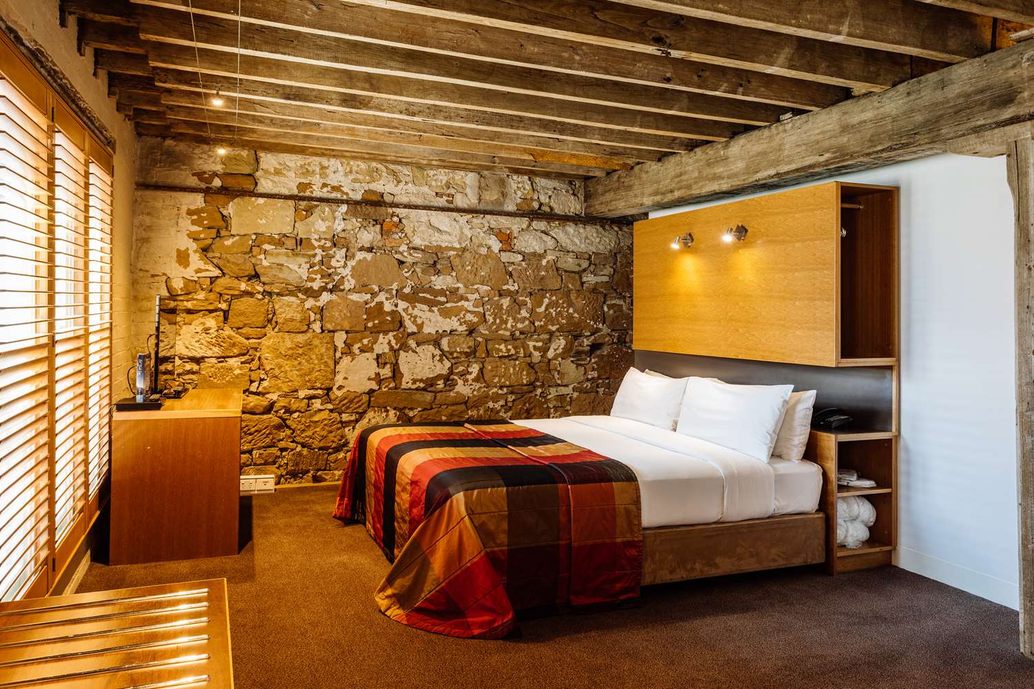 THE HENRY JONES ART HOTEL