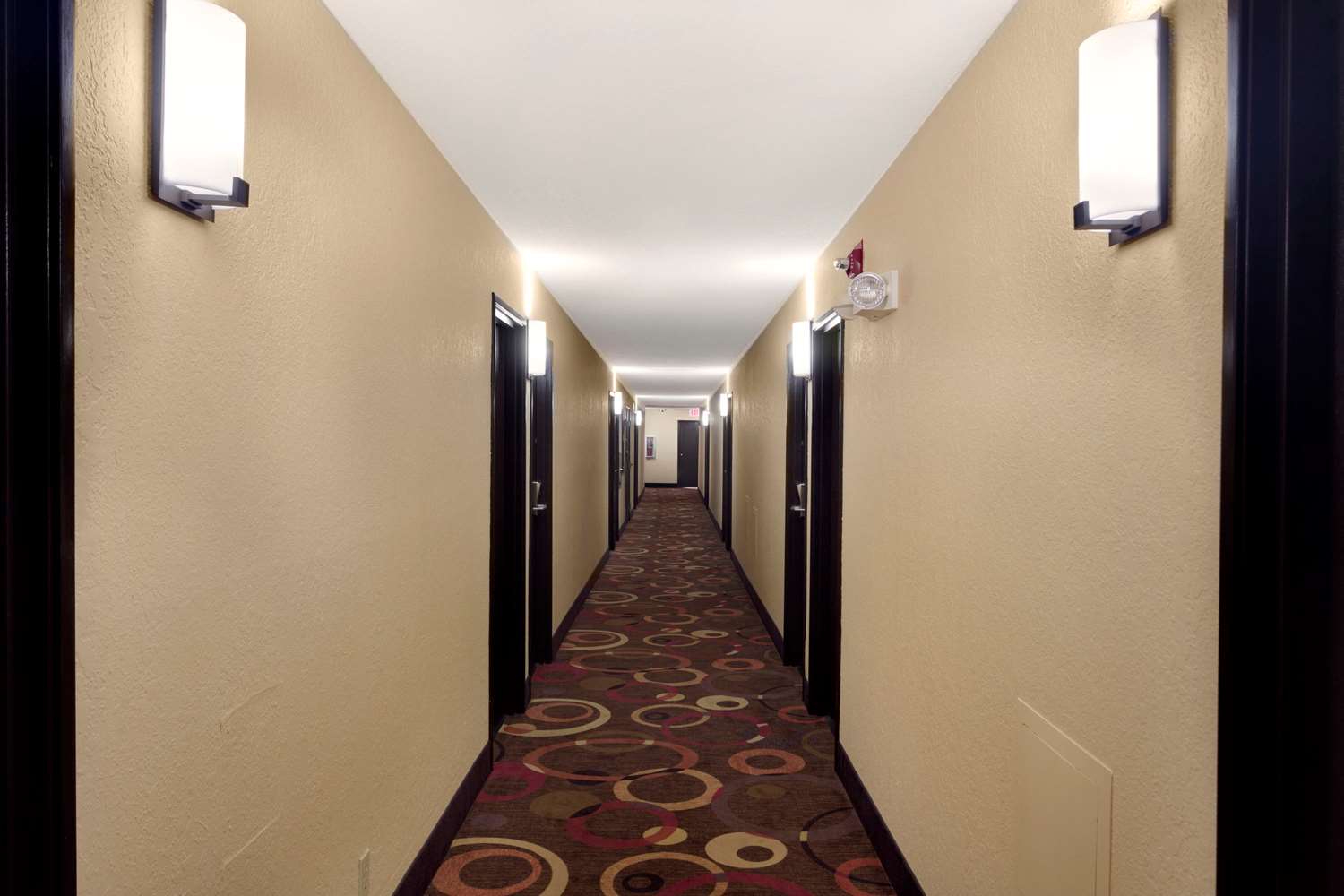 SUPER 8 JOPLIN