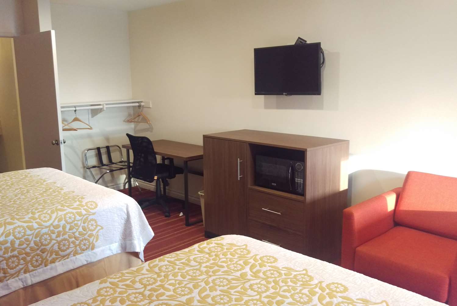 DAYS INN HEMET