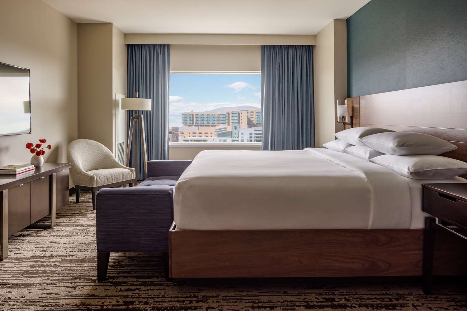 HYATT REGENCY AURORA
