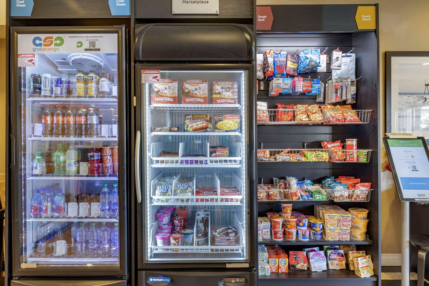 COMFORT INN AND SUITES HUNTINGTON B