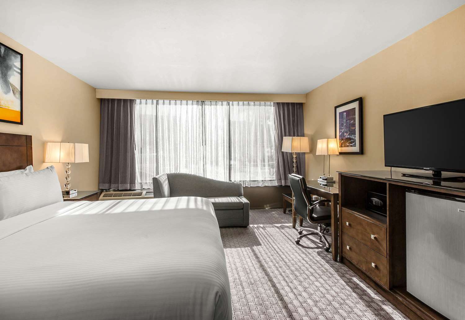 The Hills Hotel, Ascend Hotel Collection